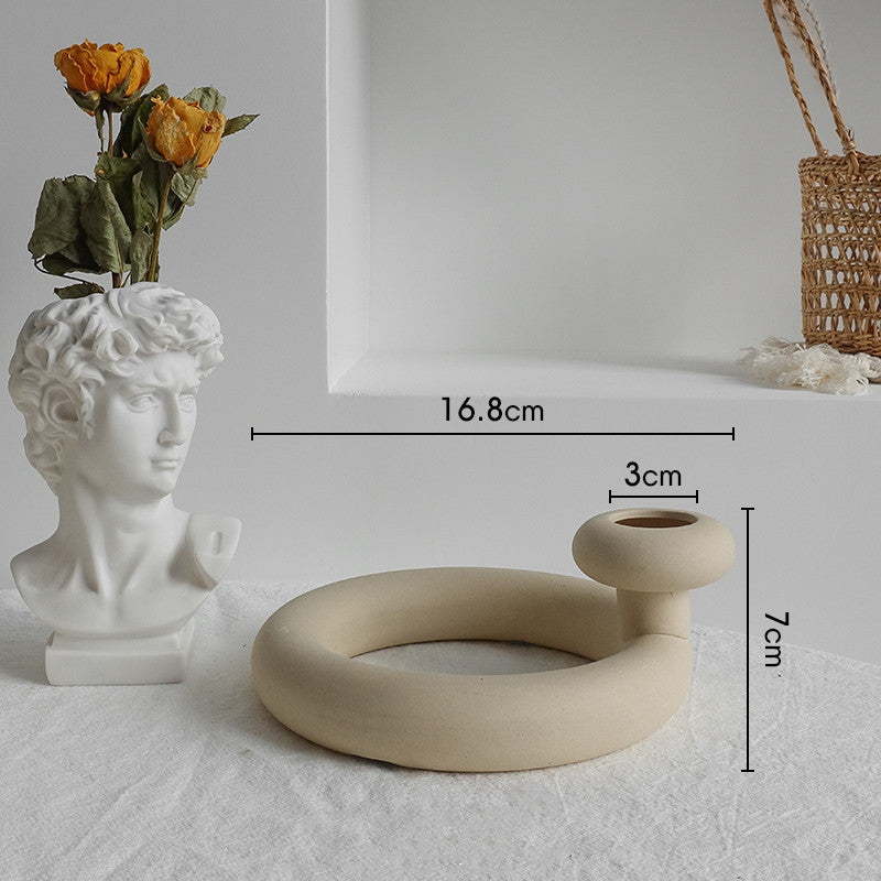 Simplicity Ceramic Vase Flower Arrangement