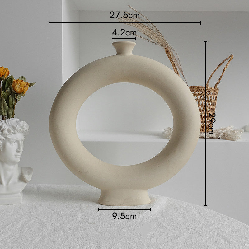 Simplicity Ceramic Vase Flower Arrangement