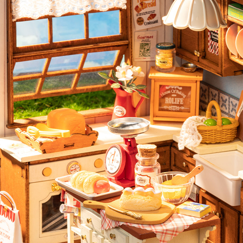 Rolife Mini Dollhouse Book Kit