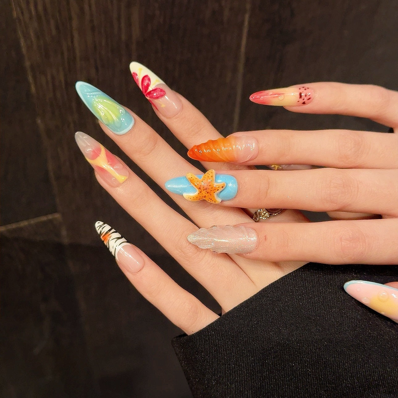 Three-dimensional Starfish Nail Tip