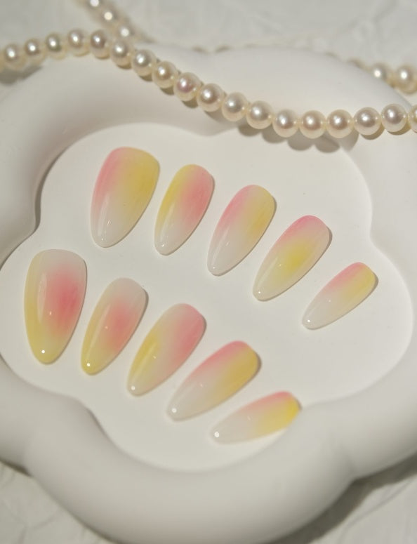 Peach Sunset Gradient