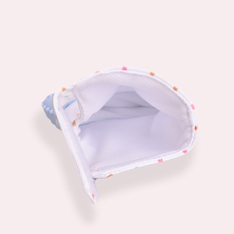 Baby anti-bite silicone gloves