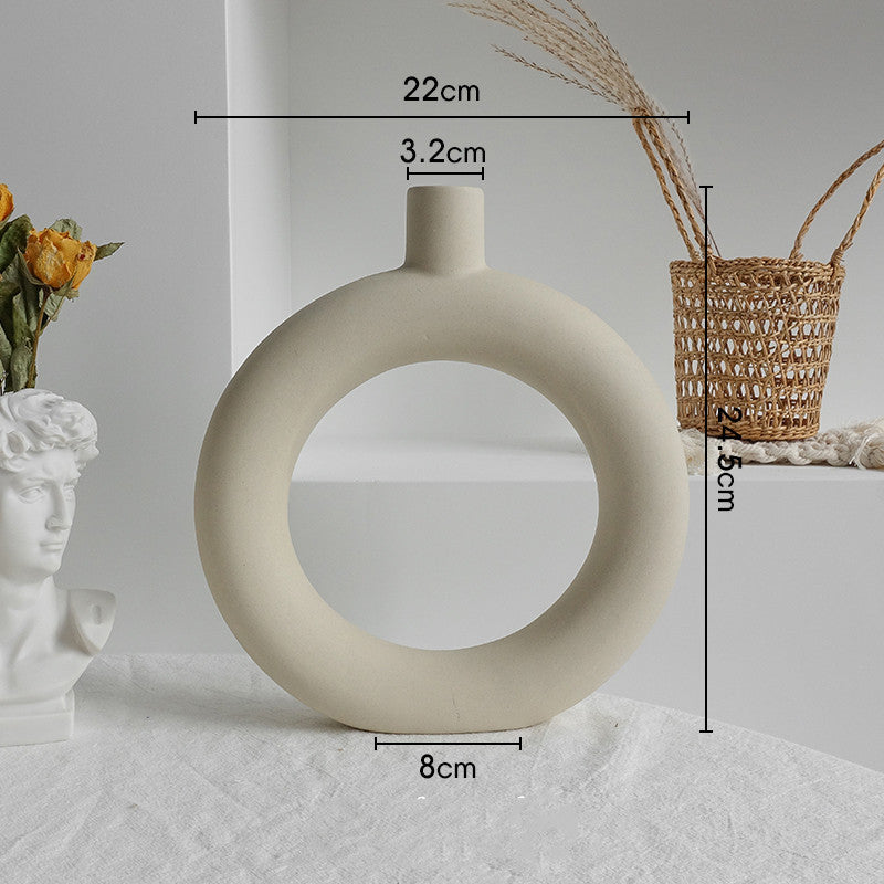 Simplicity Ceramic Vase Flower Arrangement